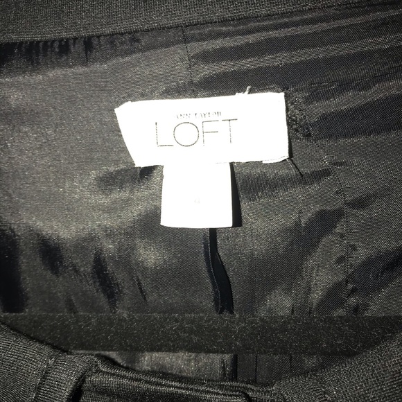 4/$25 Ann Taylor blazer in great condition!! - Picture 3 of 3